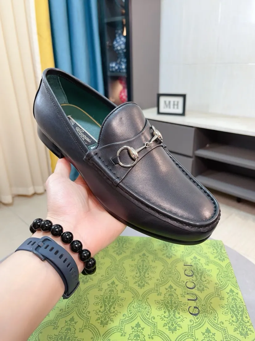 Men's Men's Shoes💰560🌹🌹[GUCCI] Gucci leather shoes are the most popular classic. Synchronized with the official website, the upper is made of Italian first-layer cowhide ➕cowhide lining, with unique brand and unique craftsmanship. Highlighting the hot style of the new year. Stop hesitating, stop wandering, get it now. Number: 38--44